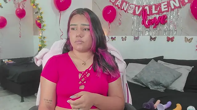 Lilith traviis online show from February 14, 7:10 pm