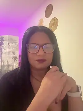 MelOnlyOf online show from February 16, 7:10 pm