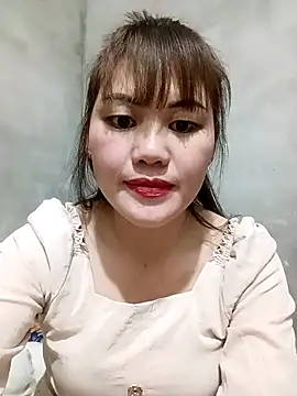 Snapshot of Anna_516 chatting on February 19, 7:15 am Anna 516 online show from February 19, 7:15 am