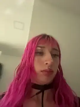 Snapshot of Maaddy_LS chatting on February 24, 8:51 pm Maaddy LS online show from February 24, 8:51 pm