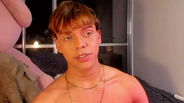 Snapshot of Visael_Xavier chatting on February 2, 6:34 am Visael Xavier online show from February 2, 6:34 am