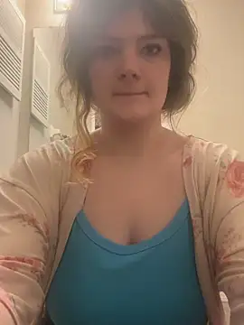 flowergirl88 online show from February 3, 8:08 am