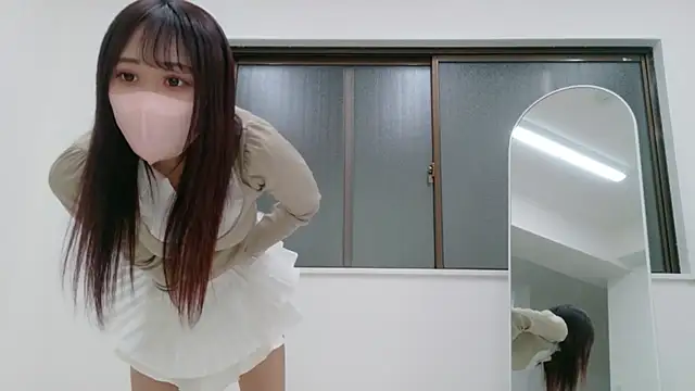 Snapshot of rinochan_v chatting on February 23, 1:52 pm rinochan v online show from February 23, 1:52 pm