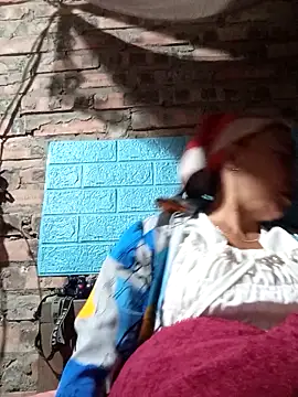 Snapshot of lena-cute chatting on February 9, 10:58 pm lena-cute online show from February 9, 10:58 pm