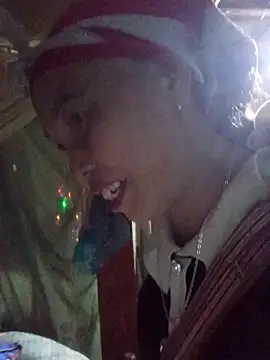 Snapshot of lena-cute chatting on February 13, 10:00 am lena-cute online show from February 13, 10:00 am