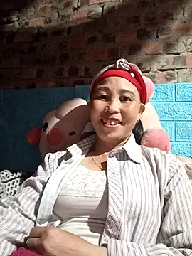 Snapshot of lena-cute chatting on February 22, 10:30 pm lena-cute online show from February 22, 10:30 pm