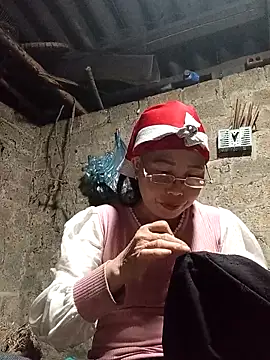 Snapshot of lena-cute chatting on February 26, 12:37 pm lena-cute online show from February 26, 12:37 pm