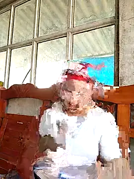 Snapshot of lena-cute chatting on March 2, 7:37 am lena-cute online show from March 2, 7:37 am