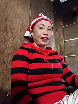 lena-cute online show from March 8, 2:04 am