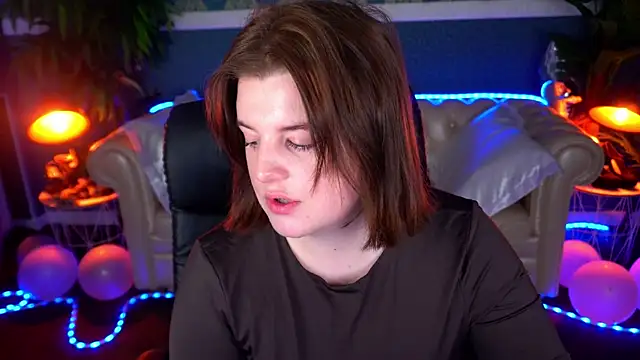 KristiFoxy online show from March 6, 1:29 pm