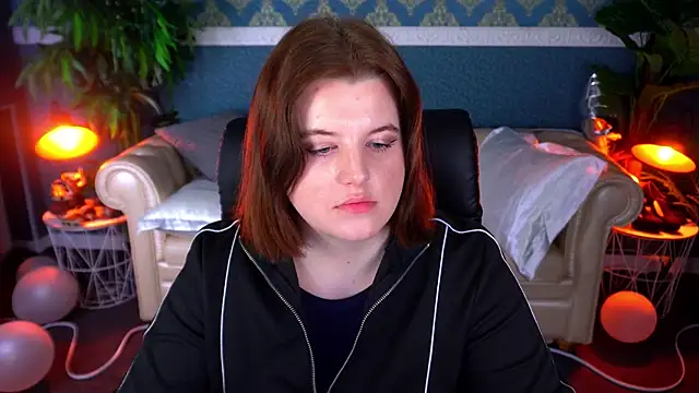 KristiFoxy online show from March 10, 6:18 am