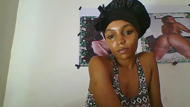 Snapshot of Silk_Couple chatting on February 26, 9:52 am Silk Couple online show from February 26, 9:52 am