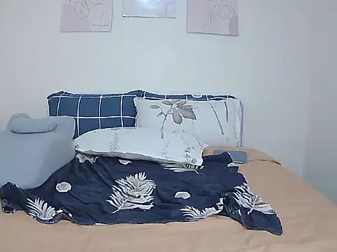 naughtywife118 online show from March 1, 4:58 am