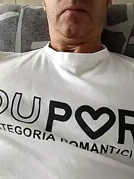 PadroneDolceIta online show from April 2, 9:18 am