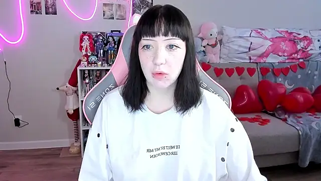 Snapshot of MollysLand chatting on February 12, 9:26 am MollysLand online show from February 12, 9:26 am