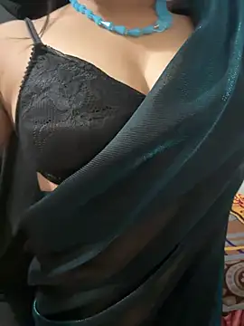 Hot Bhavi  online show from March 28, 7:02 pm