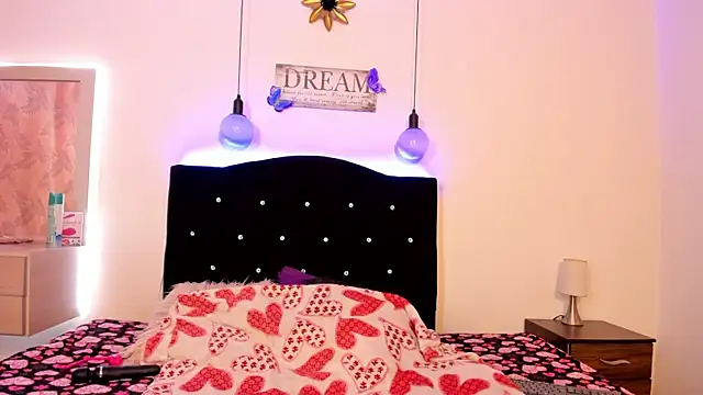 Melany cherry online show from February 12, 1:06 pm