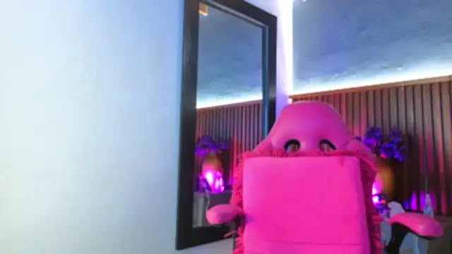 miss monserrate01 online show from March 3, 1:06 pm