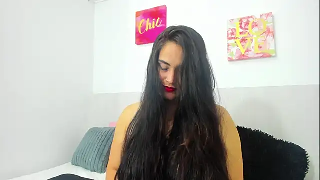 Gaby Taylor online show from April 12, 10:15 pm