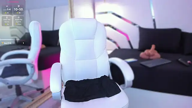 Snapshot of ninna_vinns chatting on March 2, 4:03 am ninna vinns online show from March 2, 4:03 am