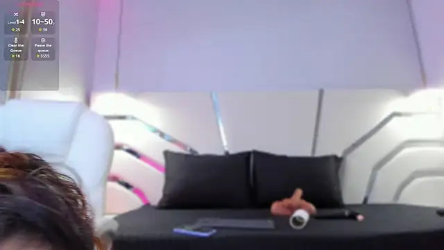 Snapshot of ninna_vinns chatting on March 3, 4:07 am ninna vinns online show from March 3, 4:07 am