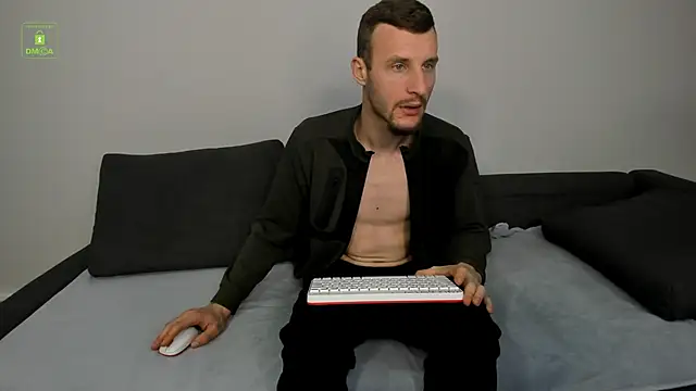 Snapshot of Deymond_Russo chatting on February 7, 10:35 pm Deymond Russo online show from February 7, 10:35 pm