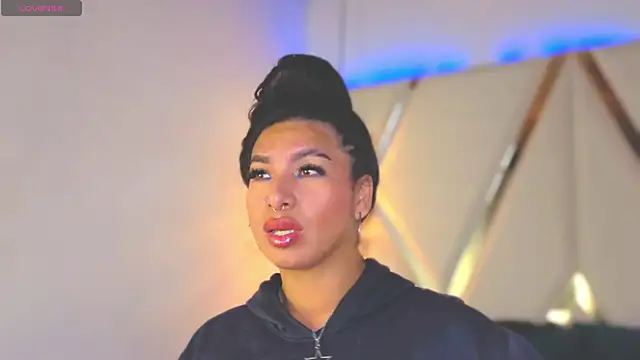 MeelFox online show from March 5, 1:07 pm