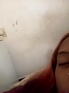 loveofpetitegirls34 online show from March 6, 12:56 pm