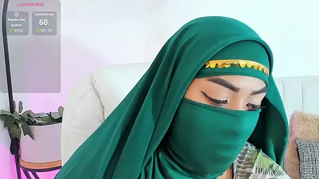 fatimarab   online show from April 14, 1:55 am