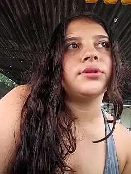 Snapshot of Salome_Vivas chatting on April 29, 3:27 pm Salome Vivas online show from April 29, 3:27 pm