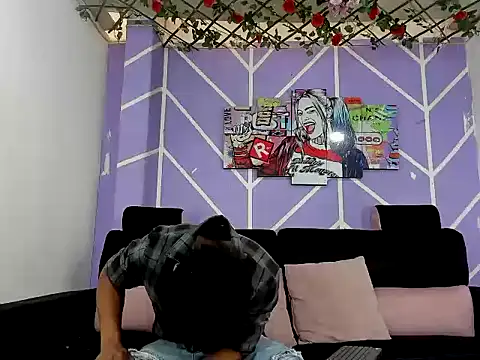 Yoel hot2004 online show from April 13, 7:30 pm