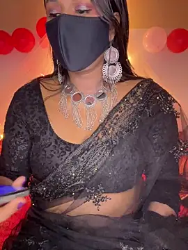 Snapshot of LIZNA_0 chatting on February 12, 6:14 pm LIZNA 0 online show from February 12, 6:14 pm