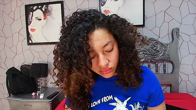 meganrousx online show from April 4, 12:46 pm