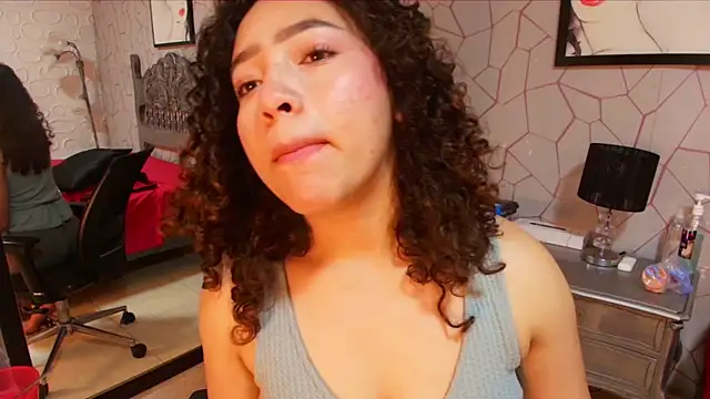 meganrousx online show from April 13, 2:55 pm