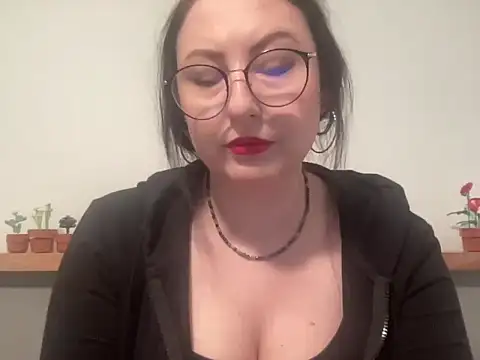 DorothyJoy online show from February 9, 7:12 am