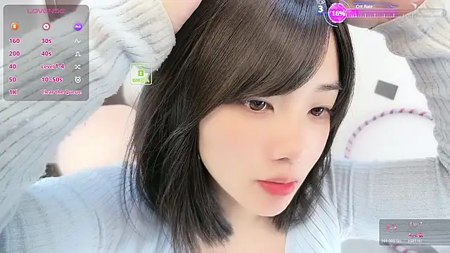 Minnie-Micky online show from March 4, 8:15 pm