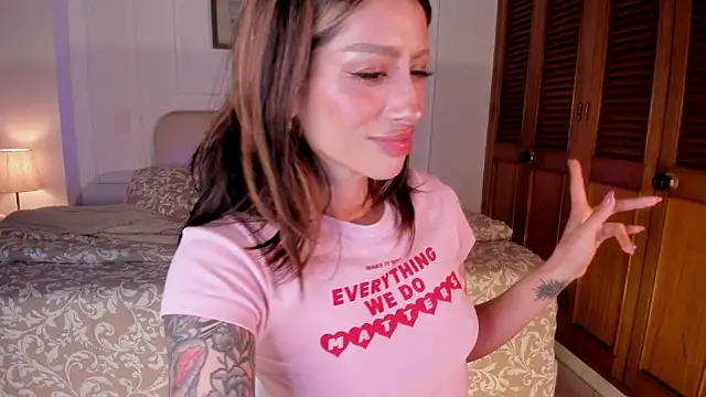 ConnieDeep online show from April 15, 10:11 am