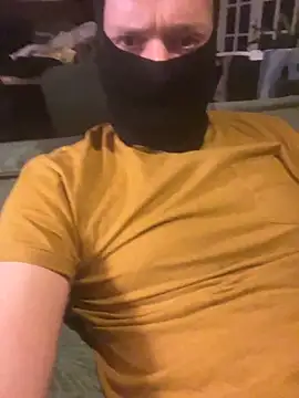 Snapshot of Kylxxx8 chatting on February 2, 10:19 pm Kylxxx8 online show from February 2, 10:19 pm