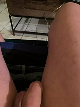 Kylxxx8 online show from March 31, 8:09 pm