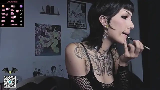 poison dafne online show from July 4, 7:31 pm
