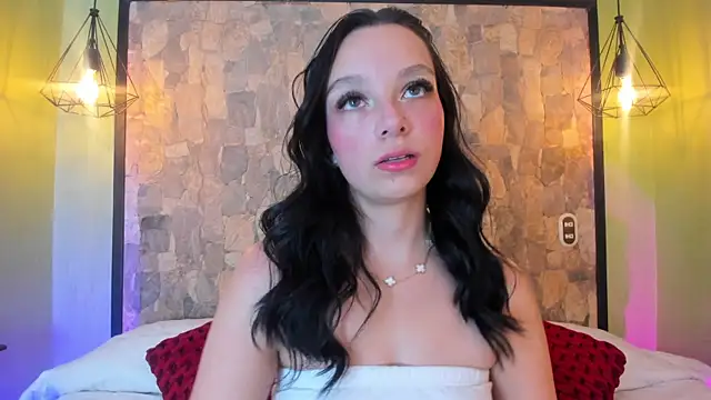 Snapshot of Elizabeth_Ferrer chatting on February 21, 7:37 pm Elizabeth Ferrer online show from February 21, 7:37 pm