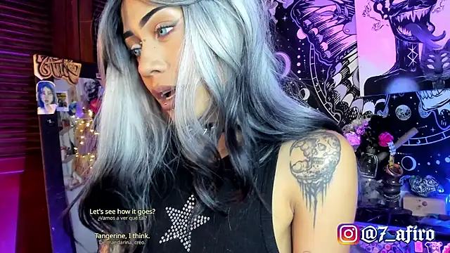 Snapshot of Ivy_Byte chatting on April 25, 12:13 am Ivy Byte online show from April 25, 12:13 am