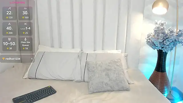 Snapshot of _im_candy chatting on February 25, 8:07 pm im candy online show from February 25, 8:07 pm