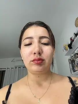 Snapshot of Arya___ chatting on February 10, 4:22 pm Arya online show from February 10, 4:22 pm