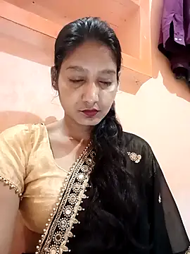Snapshot of Ayesharani1 chatting on May 7, 12:27 am Ayesharani1 online show from May 7, 12:27 am