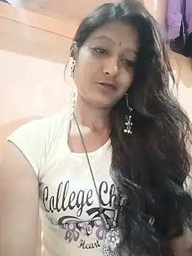 Snapshot of Ayesharani1 chatting on June 6, 6:12 pm Ayesharani1 online show from June 6, 6:12 pm