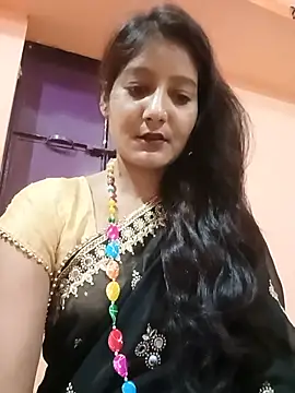 Snapshot of Ayesharani1 chatting on June 23, 12:52 am Ayesharani1 online show from June 23, 12:52 am