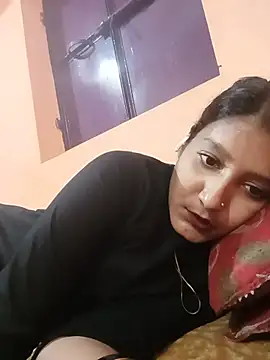 Snapshot of Ayesharani1 chatting on July 2, 7:36 am Ayesharani1 online show from July 2, 7:36 am