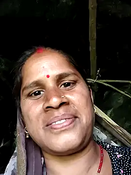 Snapshot of Hot_kiran4 chatting on February 4, 8:20 am Hot kiran4 online show from February 4, 8:20 am