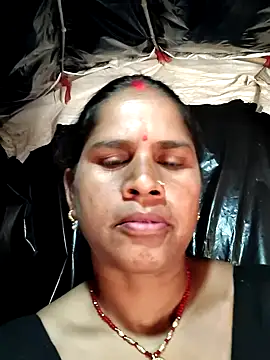 Snapshot of Hot_kiran4 chatting on February 15, 6:43 am Hot kiran4 online show from February 15, 6:43 am